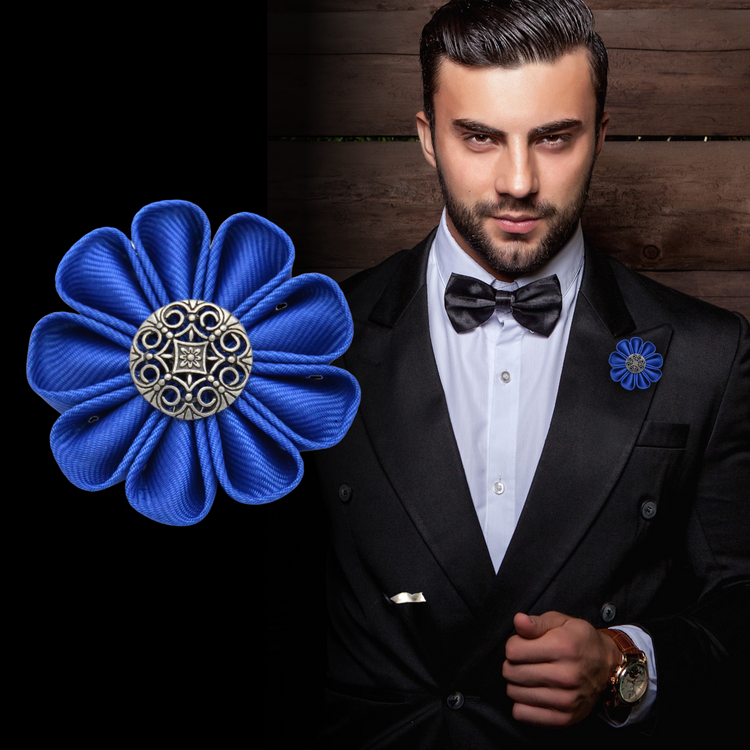 Ansteckblüte "Royal Blue" handgemachte Ansteckblüten für Herren von Moonbirds